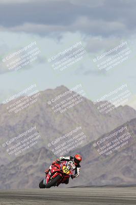 media/Nov-16-2025-Race Pace (Sun) [[8c5fa54630]]/Verified Riders/5-Turn 9 (1135am)/